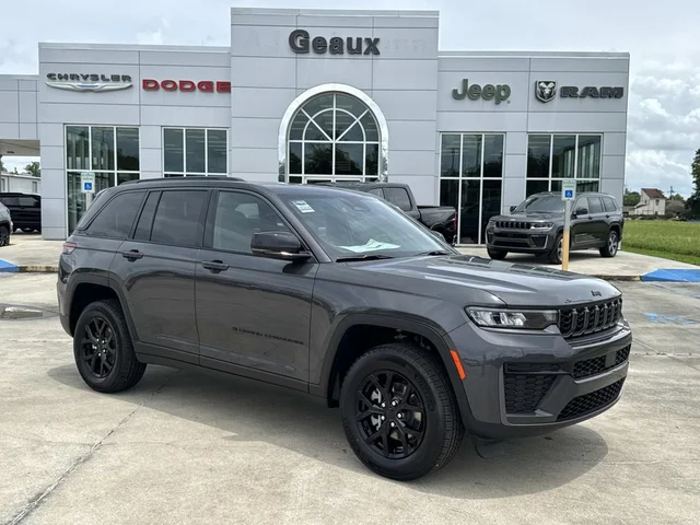 2026 Jeep Grand Cherokee Altitude
