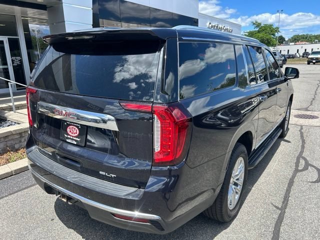Used 2022 Midnight Blue Metallic GMC SLT image 3