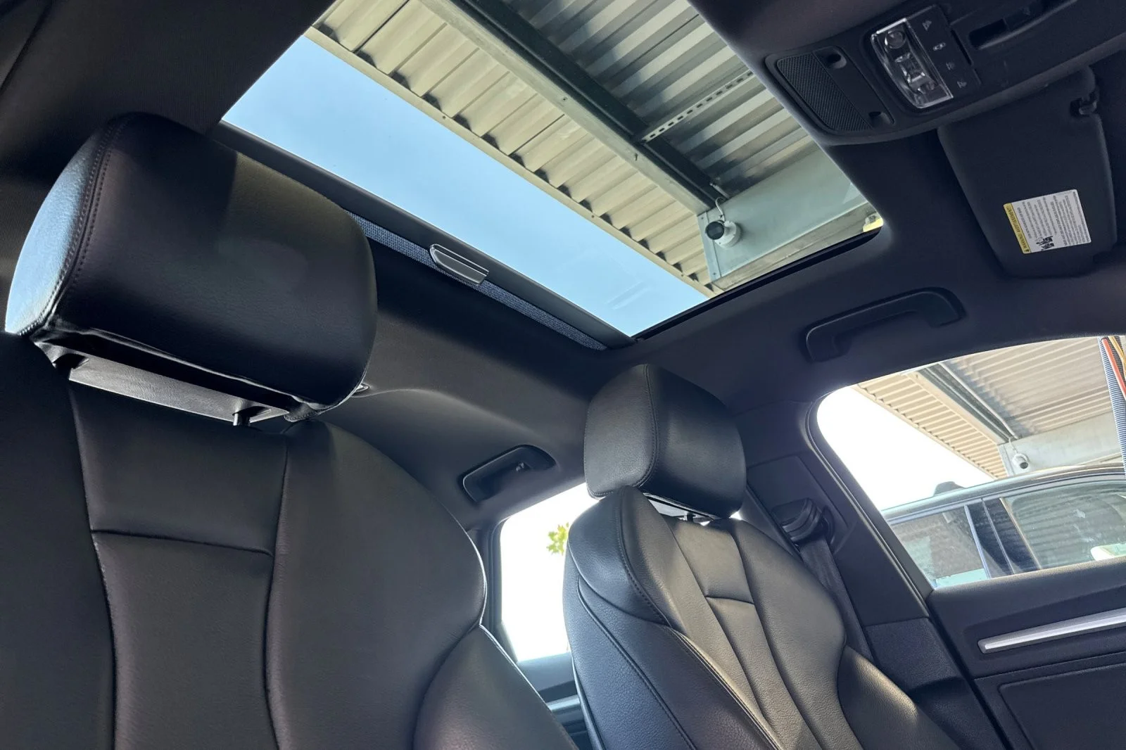 Used 2018 WHITE METALLIC Audi Premium image 16
