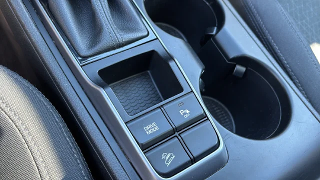 Used 2018 Black Hyundai Value image 35