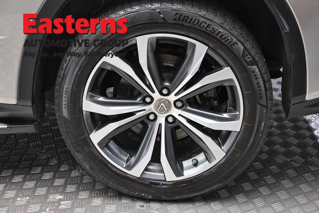 Used 2017 Silver Lexus 350 image 8