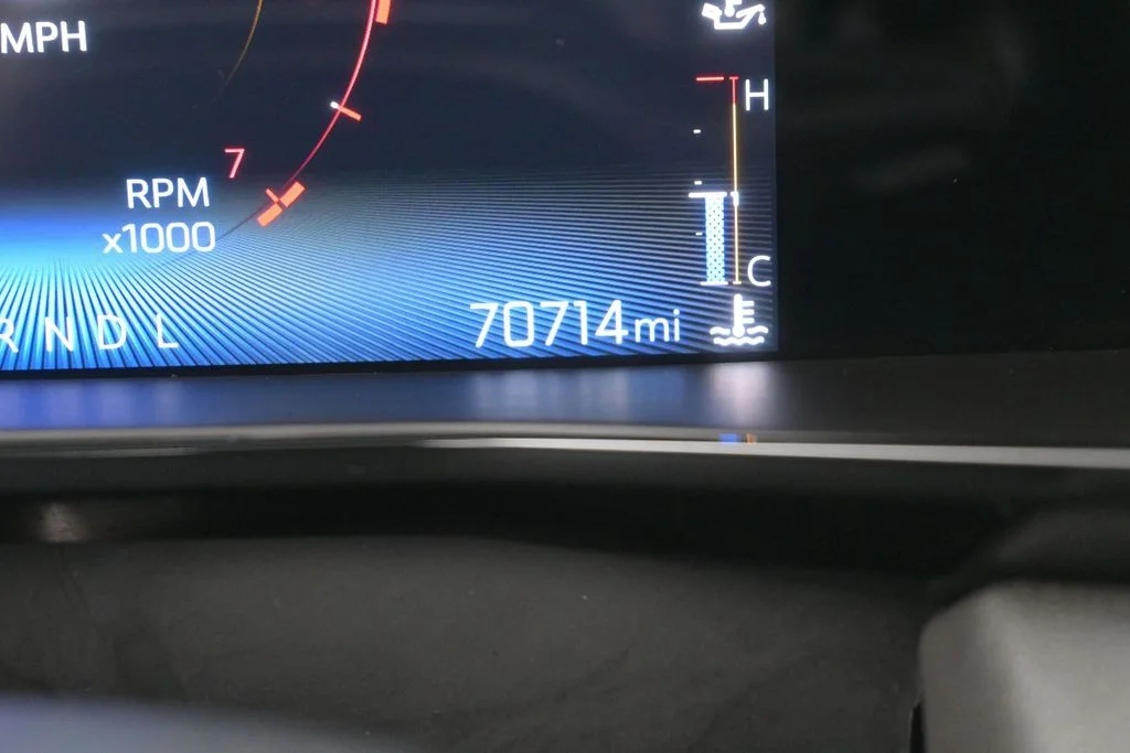 Used 2023 Summit White Chevrolet LT image 23