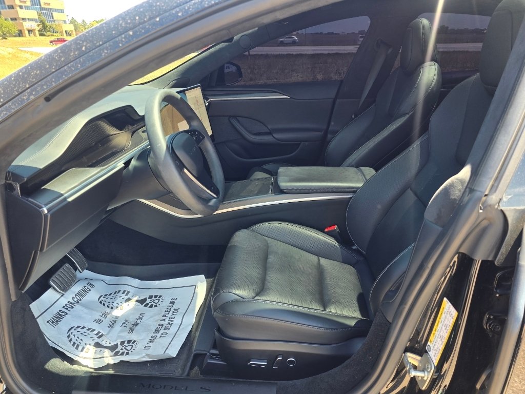Used 2023 BLACK Tesla Plaid image 11