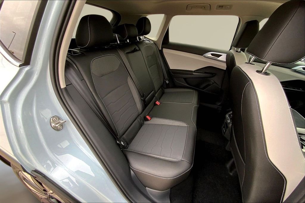Used 2026 Gray Volkswagen 1.5T SE image 10