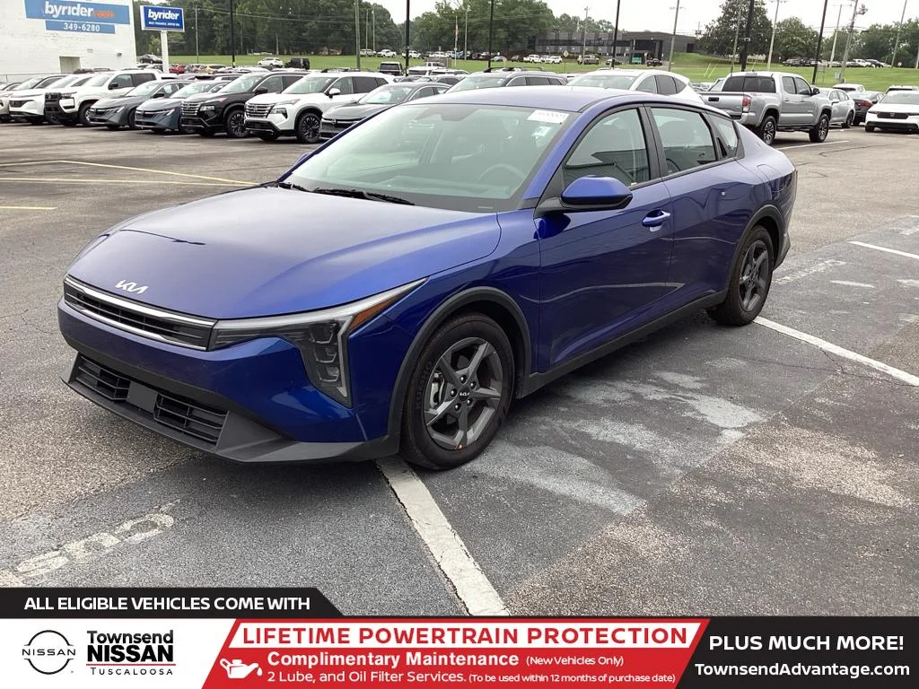 2025 Kia K4 LXS AT's photo