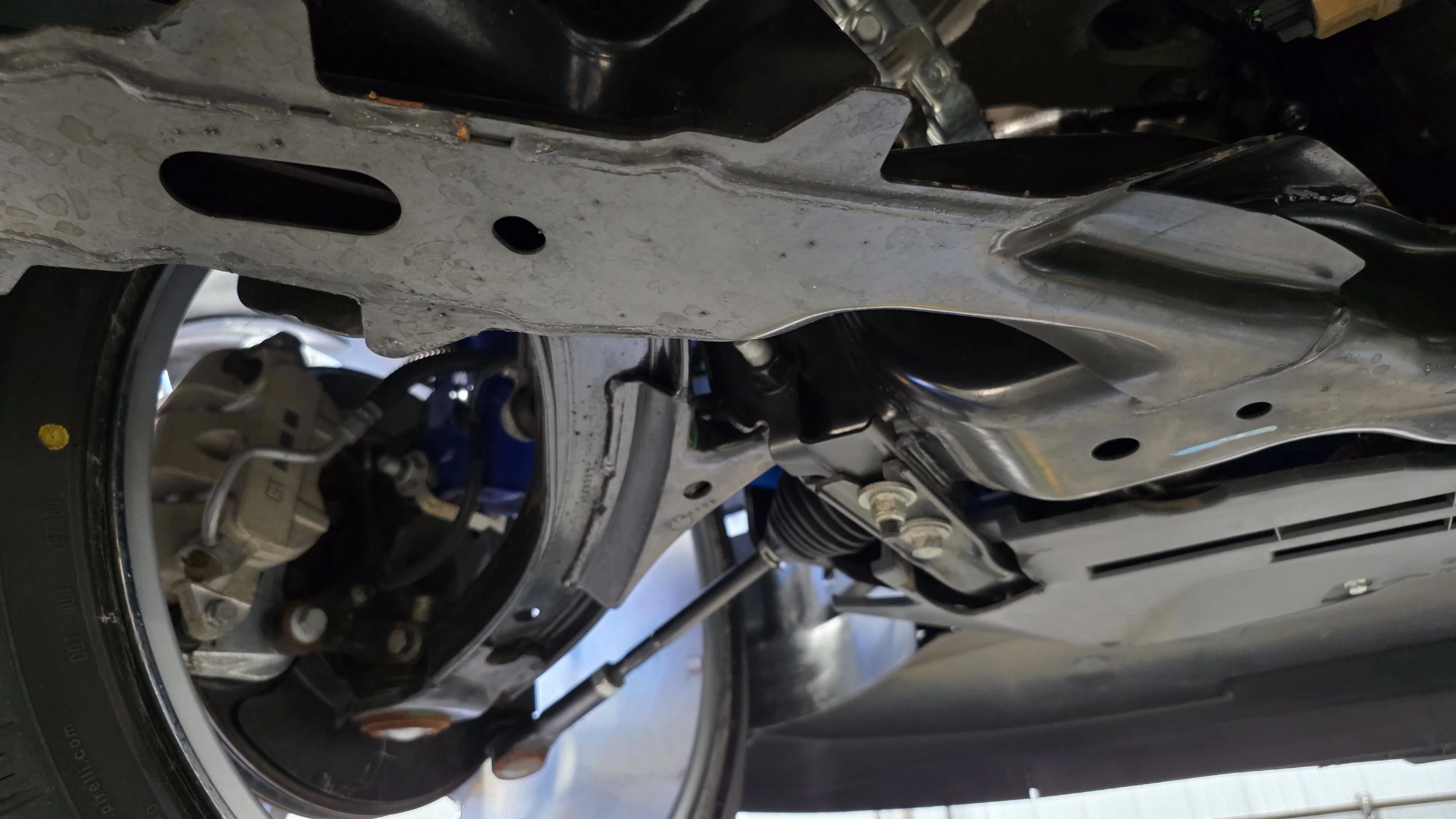 Used 2011 Performance White Ford GT Premium image 72