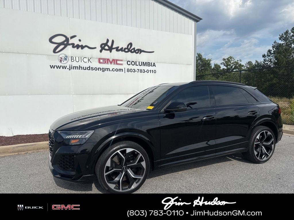 2024 Audi RS Q8 -'s photo