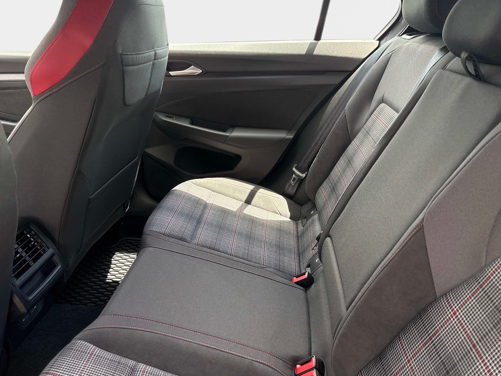 Used 2025 Moonstone Gray Volkswagen S image 13