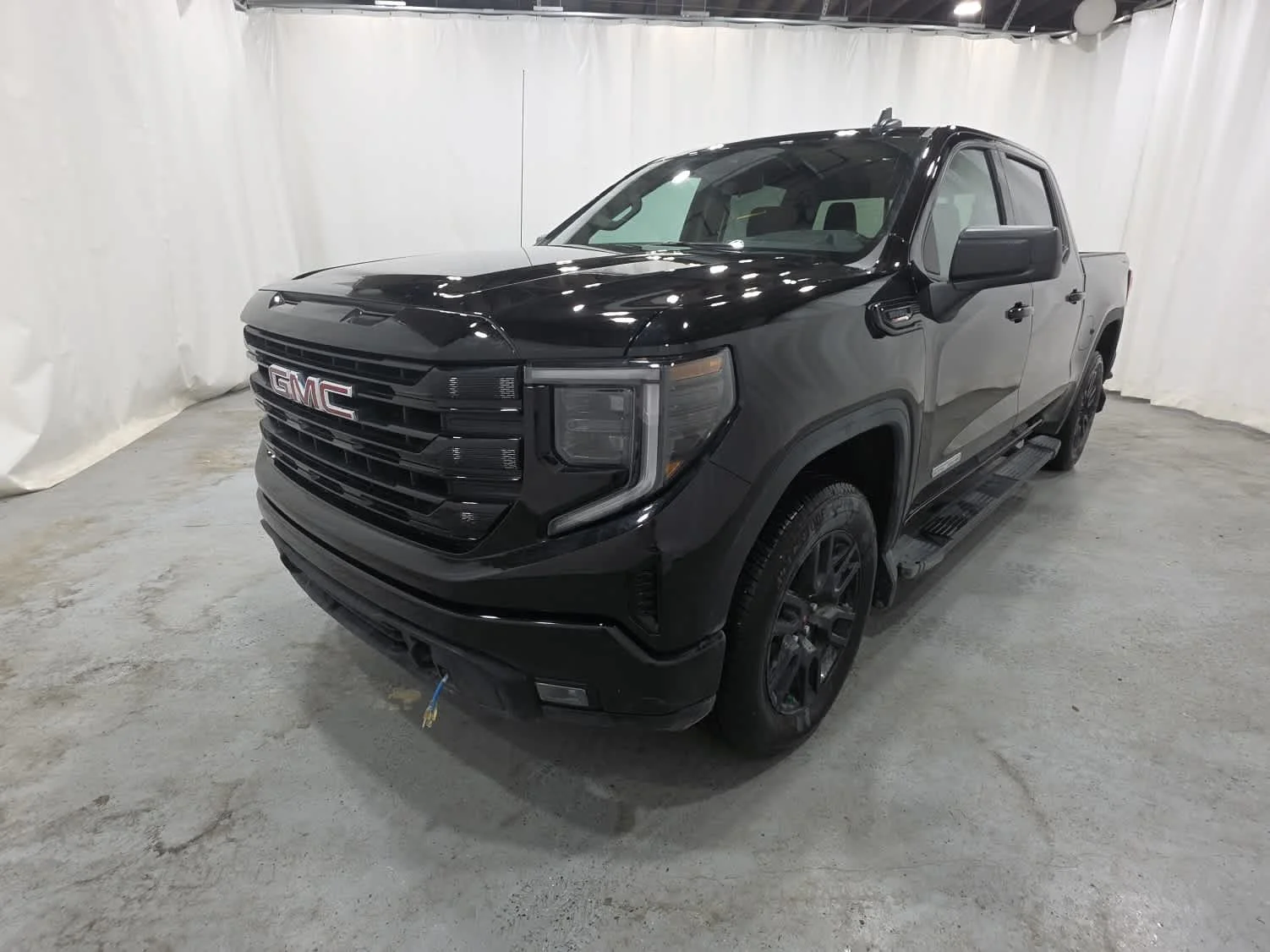 Certified Used 2026 Onyx Black GMC Elevation image 1