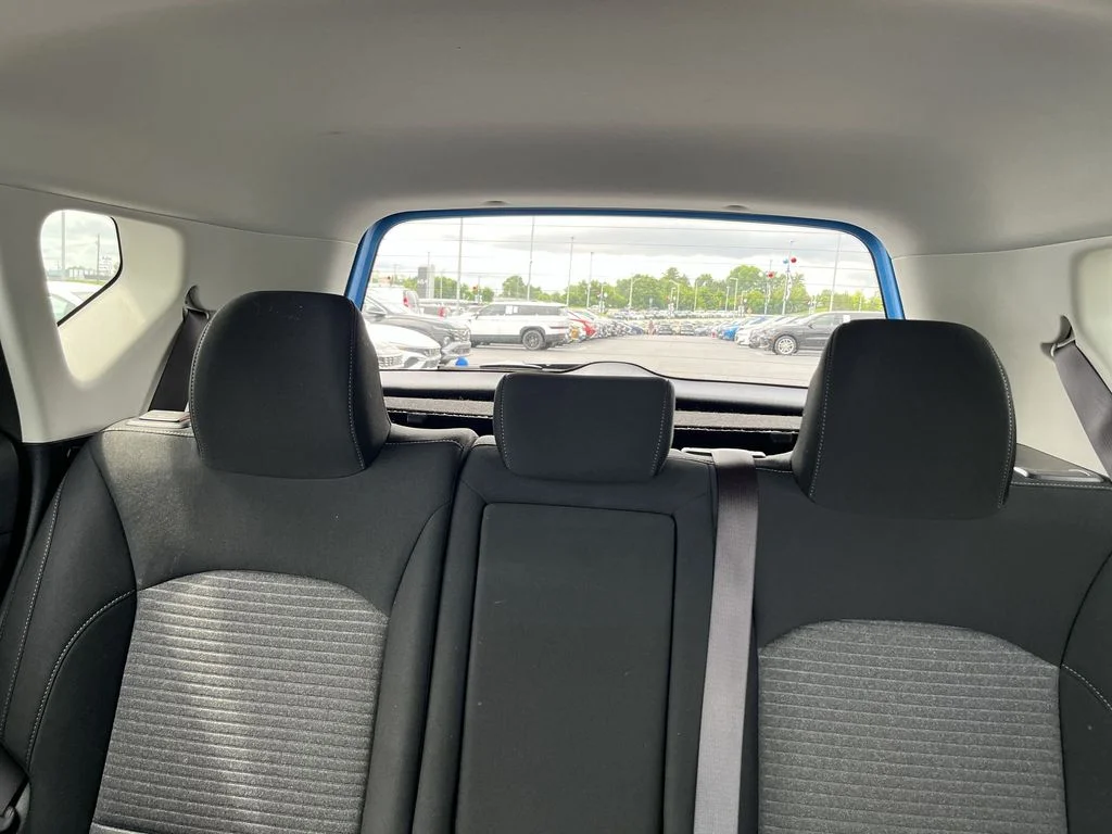 Used 2023 Blue Kia EX image 13