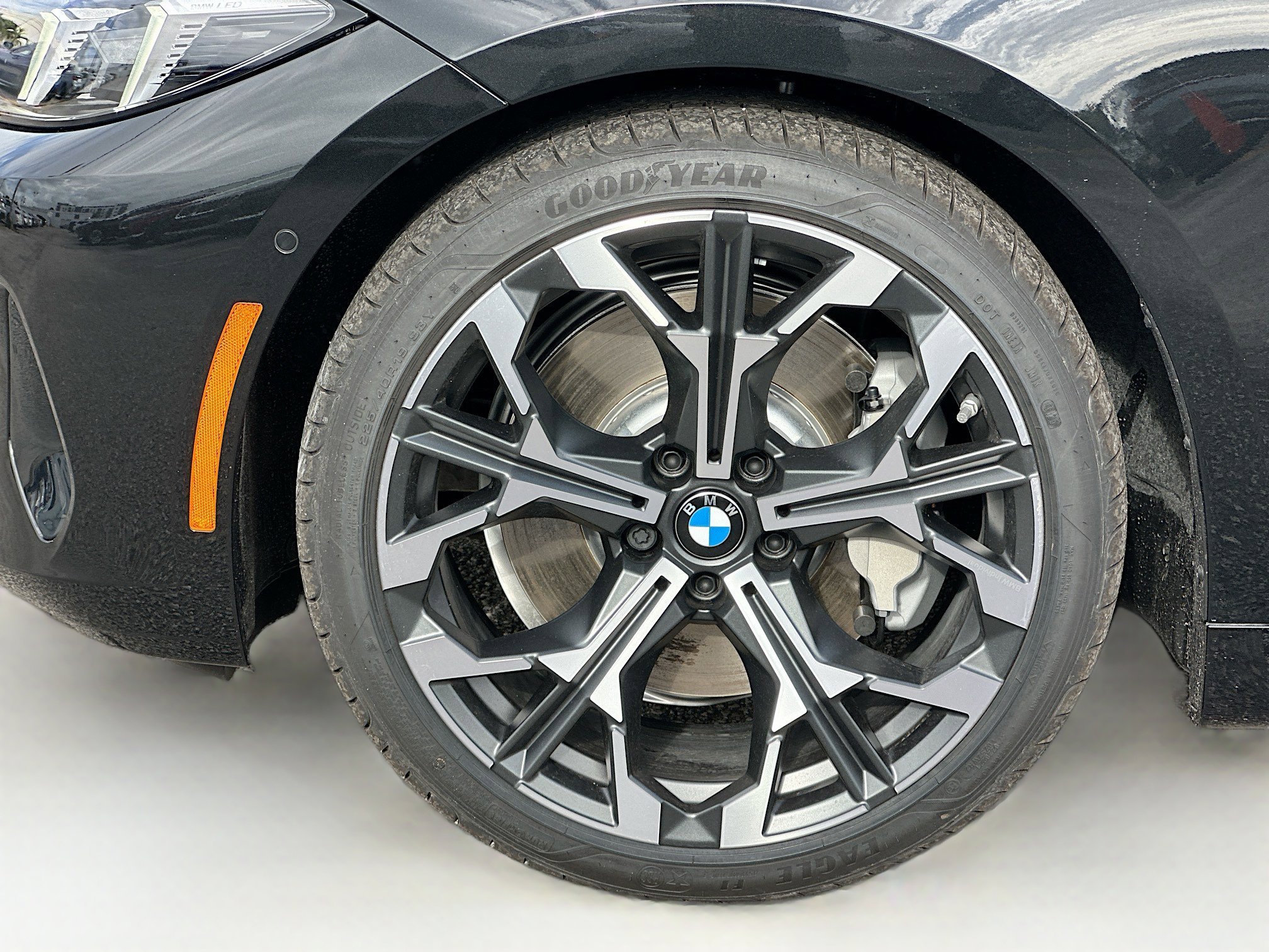 New 2026 Black Sapphire Metallic BMW 430i image 26