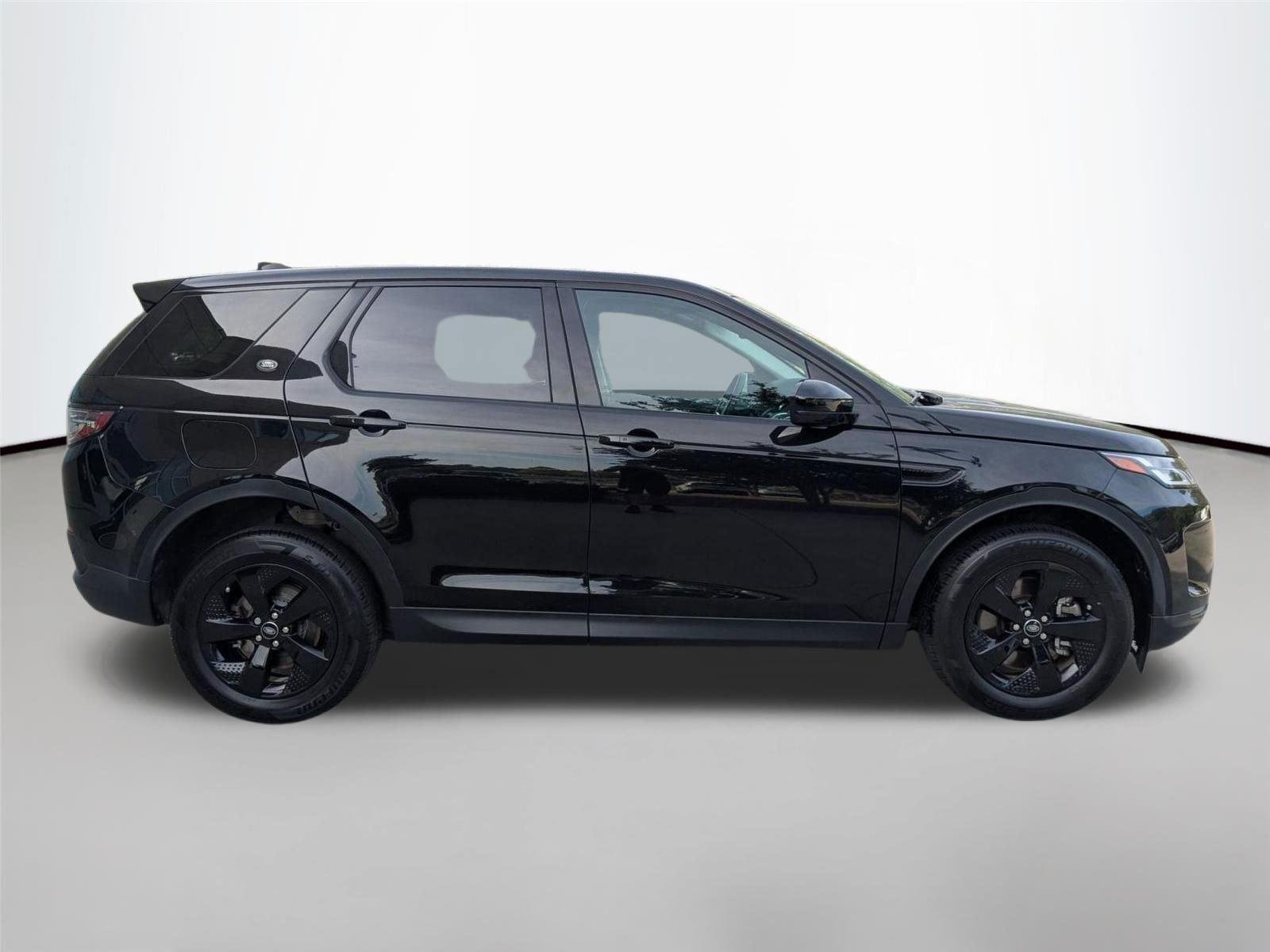 Used 2023 Santorini Black Metallic Land Rover S image 4