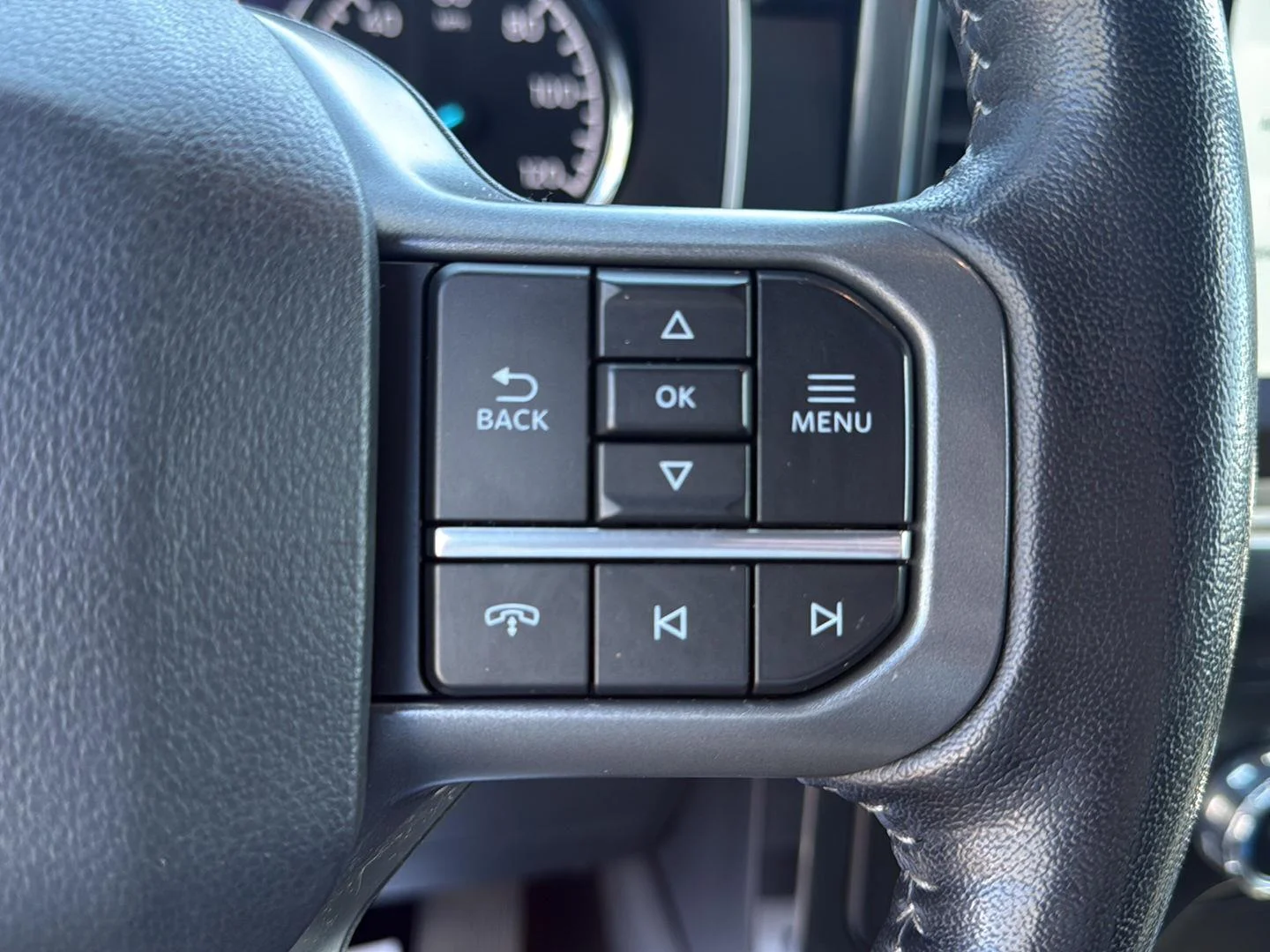 Used 2022 Space White Ford XLT image 10