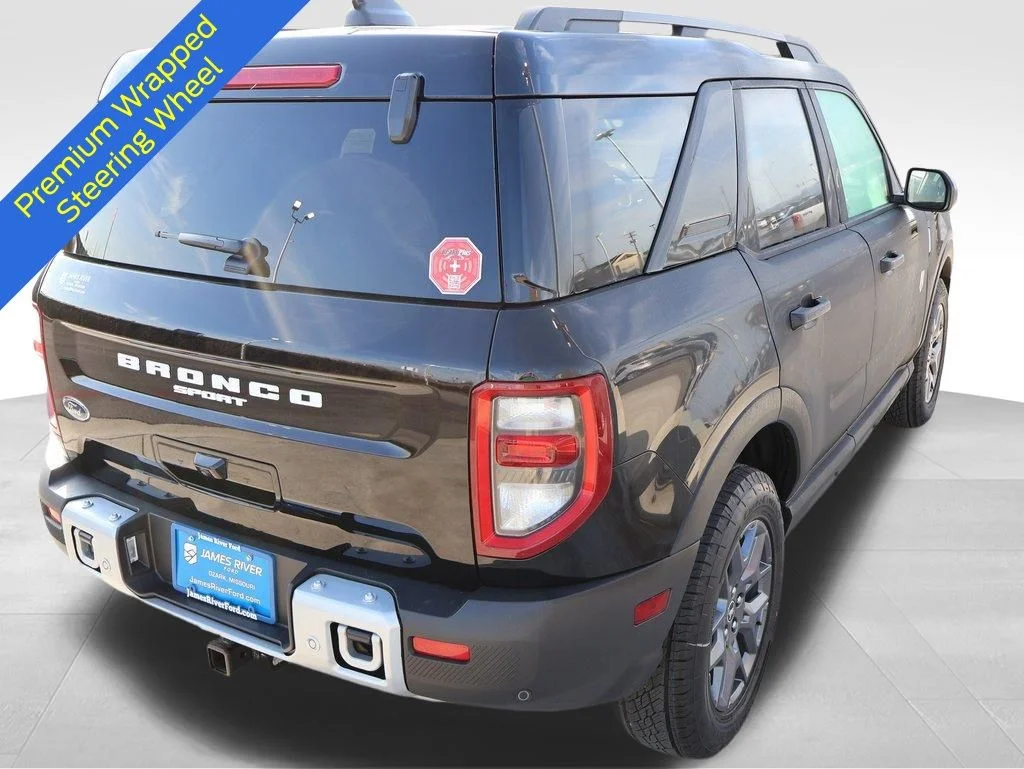 New 2025 Shadow Black Ford Big Bend® image 5