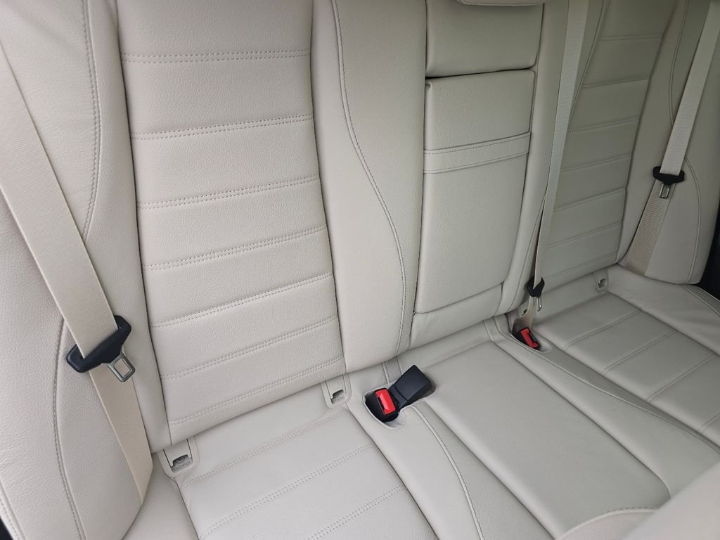 New 2026 MANUFAKTUR Ireland Mid Green Metallic Mercedes-Benz GLE 450 image 32