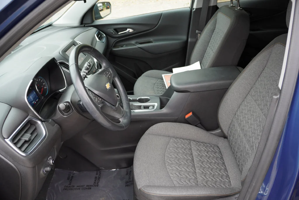 Used 2024 Lakeshore Blue Metallic Chevrolet LT image 15