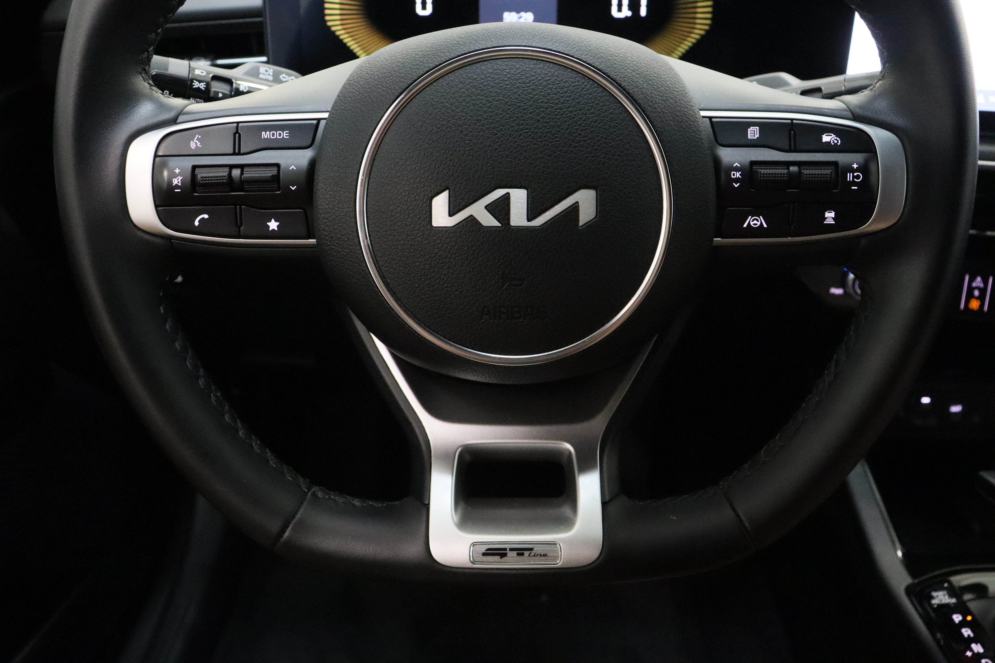 Used 2026 Aurora Black Pearl Kia GT-Line 2.5L image 24
