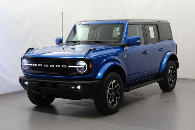 Used 2024 Blue Metallic Ford Outer Banks image 13