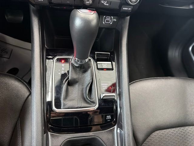 Used 2024 Black Jeep Latitude image 20
