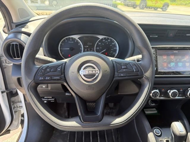 Used 2023 White Nissan S image 12