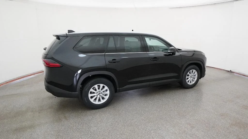 New 2026 Midnight Black Metallic Toyota XLE image 5