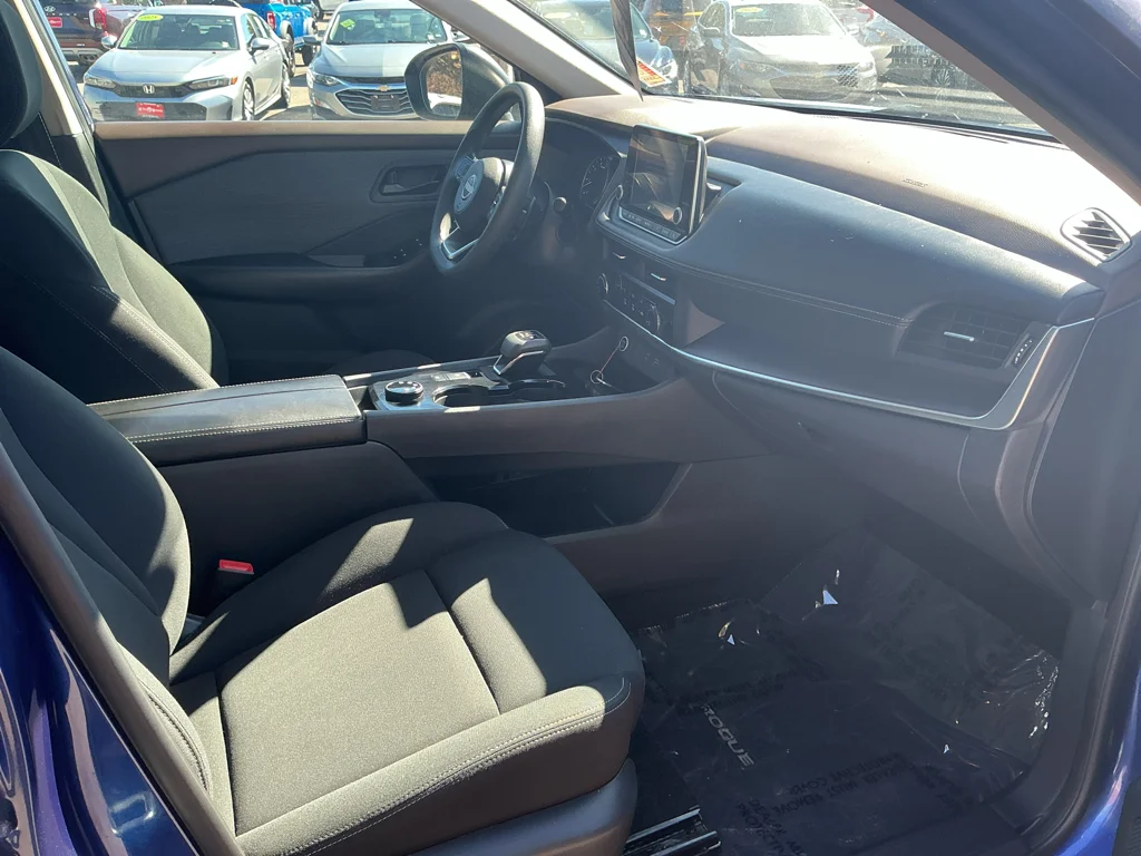 Used 2023 CASPIAN BLUE METALLIC Nissan S image 13