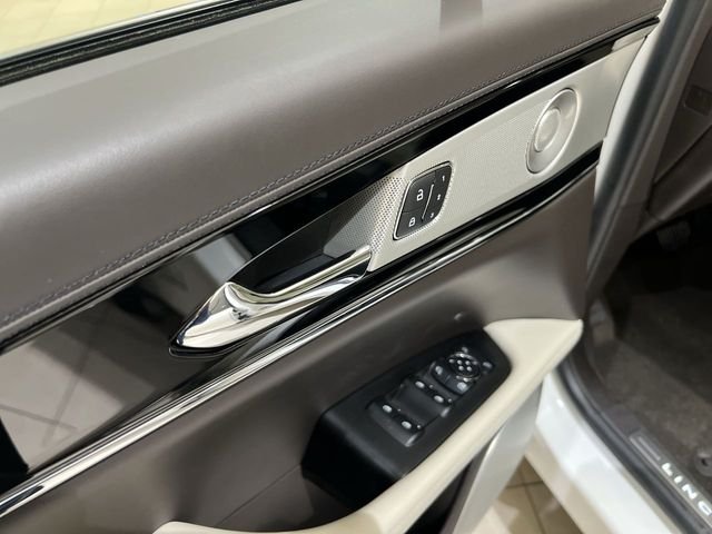 Used 2022 White Lincoln Black Label image 23