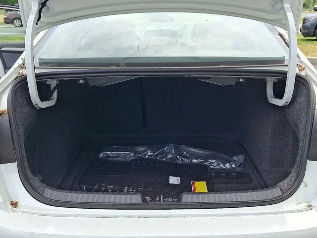 New 2026 White Volkswagen 1.5T SE image 16