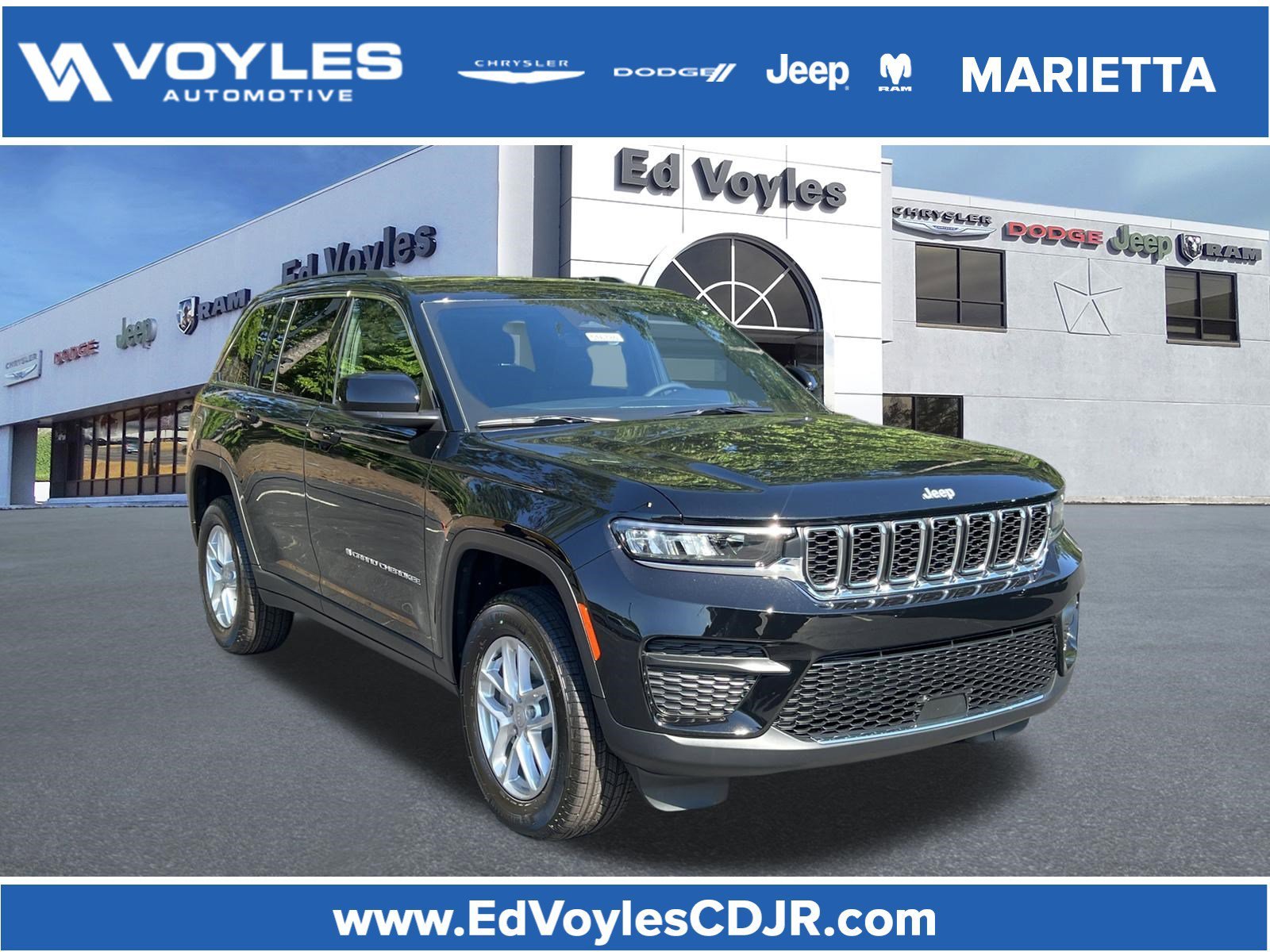 New 2026 Diamond Black Crystal Pearlcoat Jeep Laredo X image 1