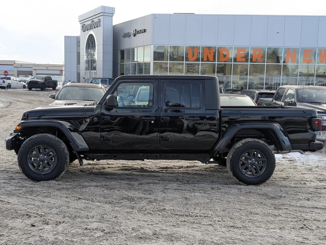 New 2026 Black Jeep Sport S - - 4x4 - 12.3 Display - Freedom 3 piece HT - Shift on the Fly 4x4 & More! image 5