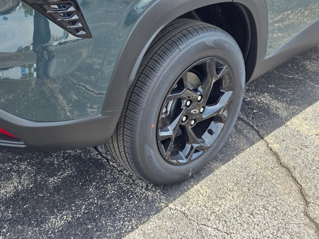 New 2026 Cypress Gray Chevrolet LT image 9