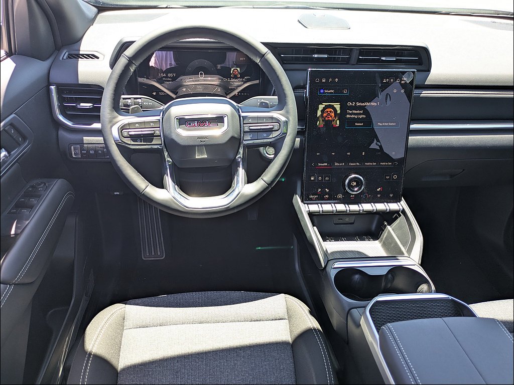 New 2026 Sterling Metallic GMC Elevation image 18