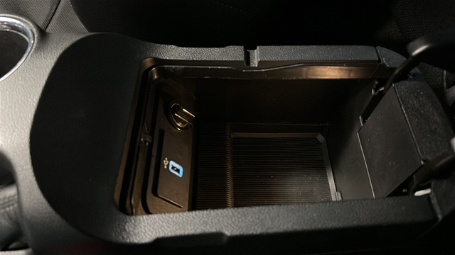 Used 2017 Shadow Black Ford GT Premium image 30