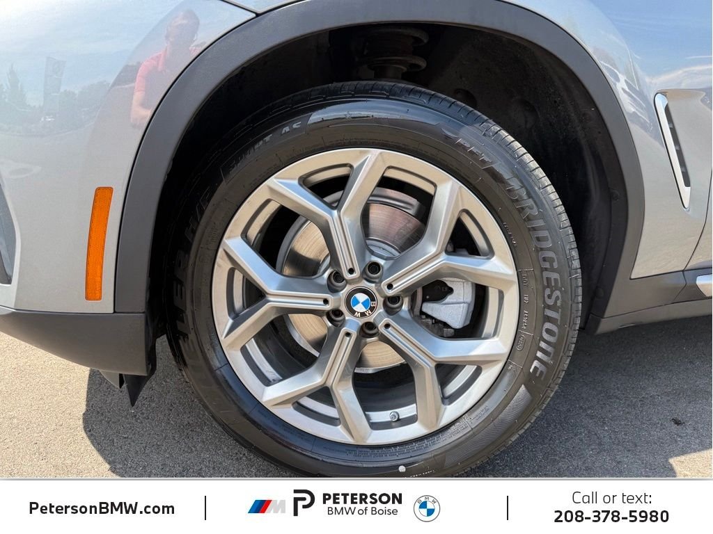 Used 2024 Skyscraper Grey Metallic BMW xDrive30i image 37