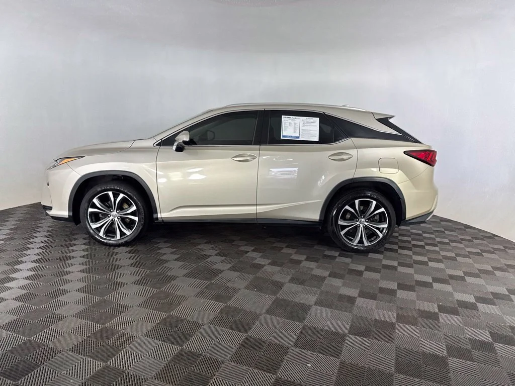 Used 2016 Beige Lexus 350 image 13