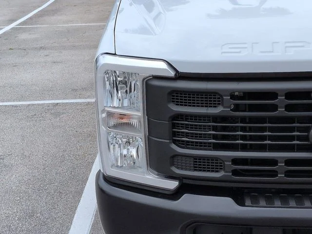 New 2026 Oxford White Ford F-250® XL image 10