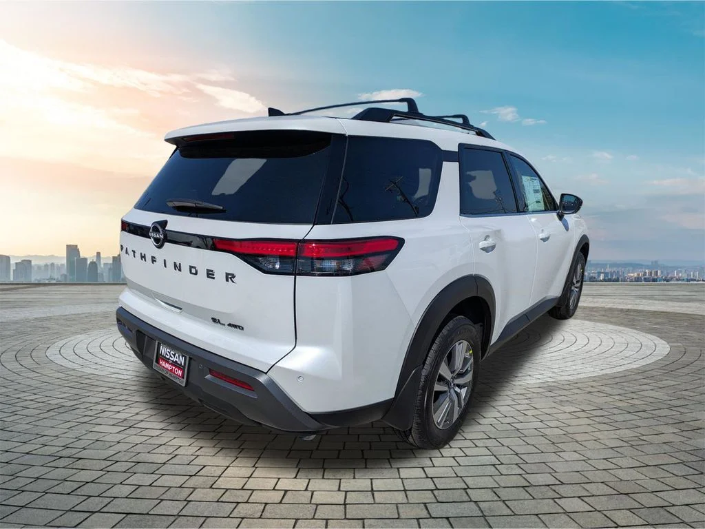 New 2026 Everest White Pearl TriCoat Nissan SL image 4
