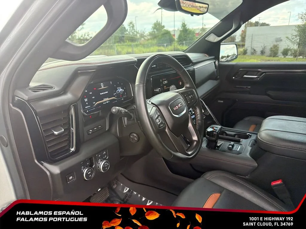 Used 2024 Sterling Metallic GMC AT4 image 17