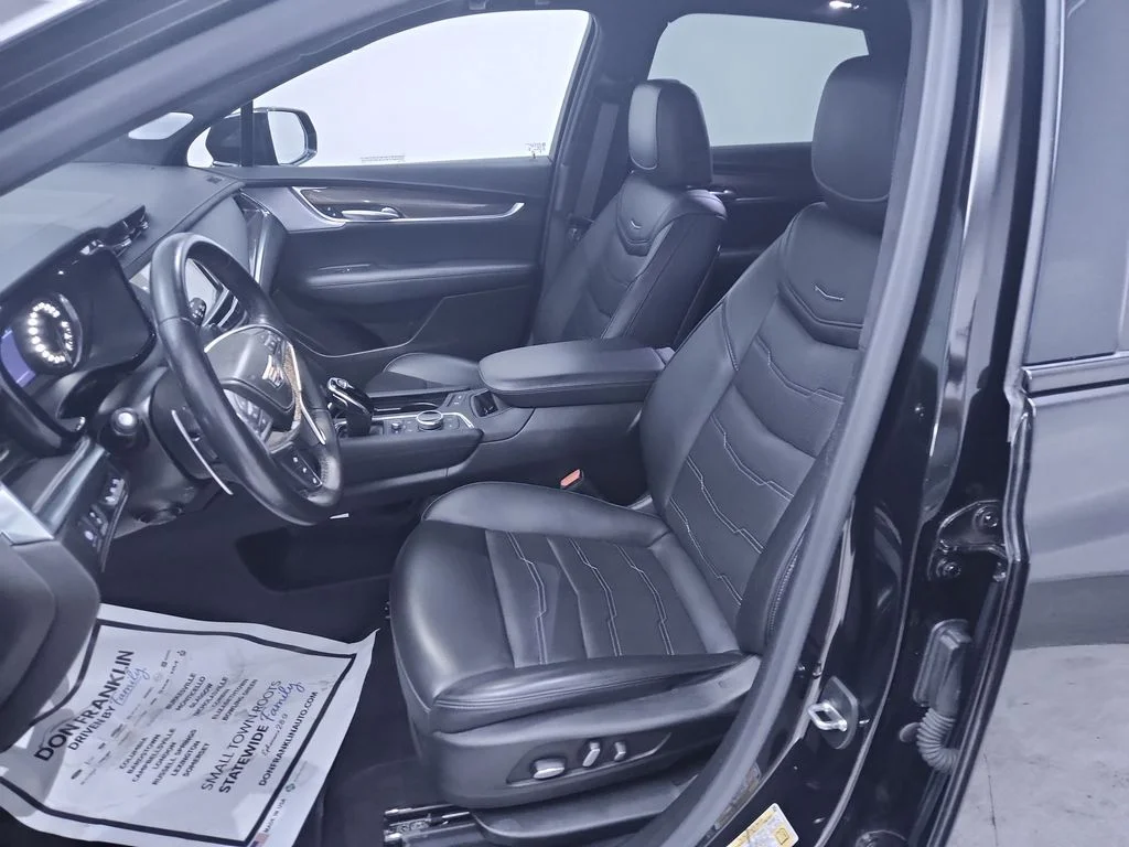 Used 2024 Black Cadillac Sport image 11