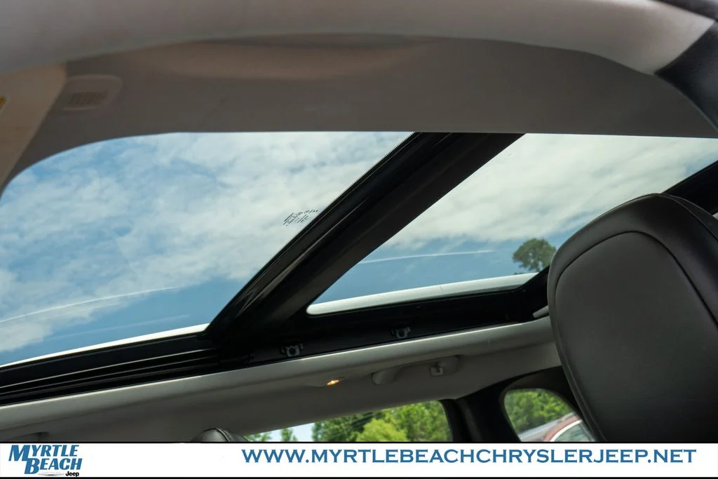 Used 2020 Slate Blue Jeep Latitude Plus image 18