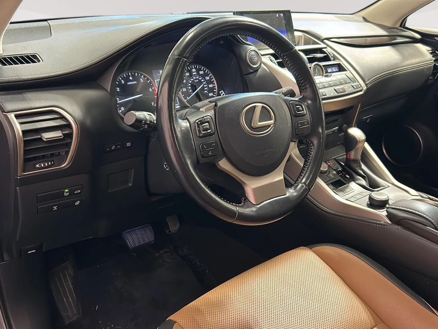 Used 2015 Nebula Gray Pearl LEXUS Premium image 5