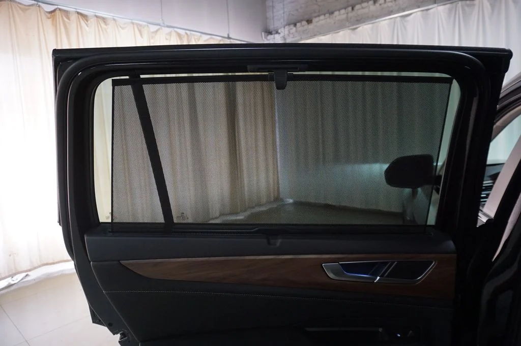 New 2026 Black Volkswagen 2.0T SE w/Technology image 28