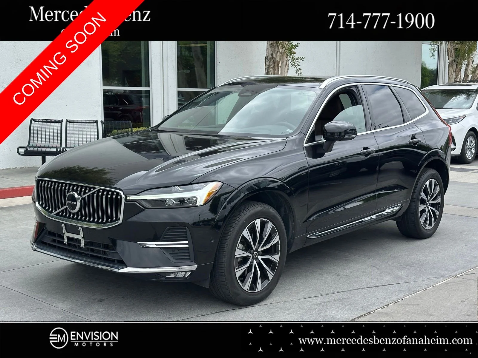 2023 Volvo XC60 B5 Plus Bright Theme FWD's photo