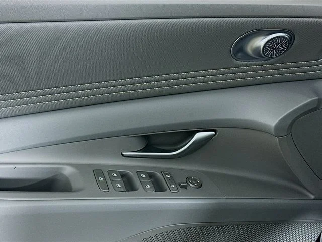 New 2026 Hyundai ELANTRA SEL Sport