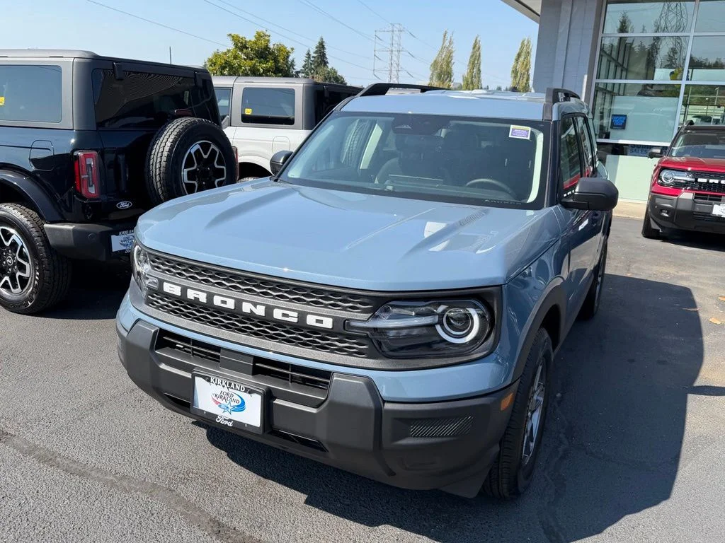 New 2026 Azure Gray Metallic Tri-Coat Ford Big Bend® image 4