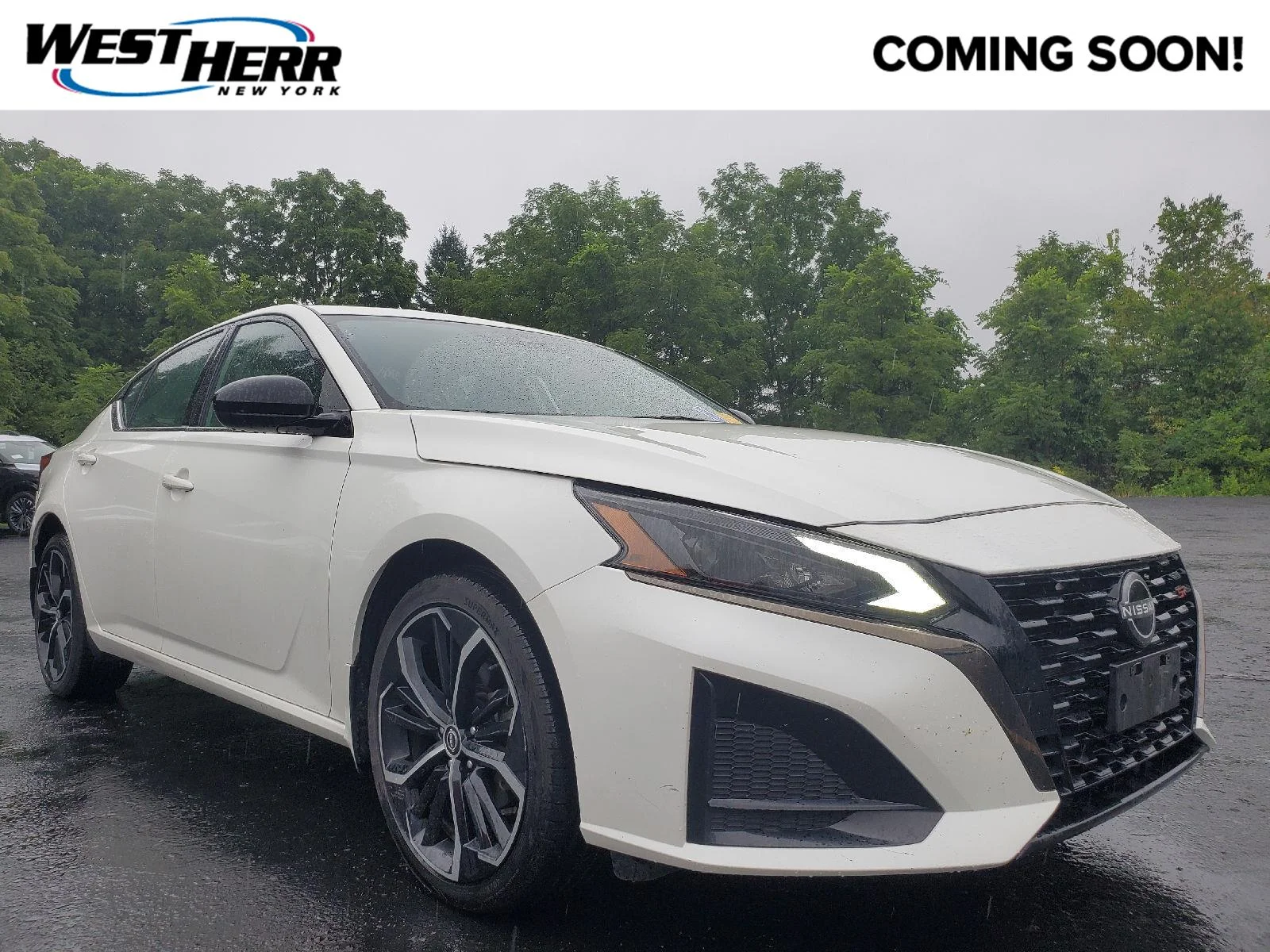 Used 2024 Pearl White Tricoat Nissan 2.5 SR image 1