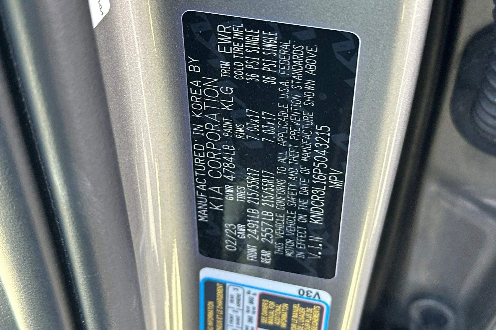 Used 2023 Steel Gray Kia Wind image 25