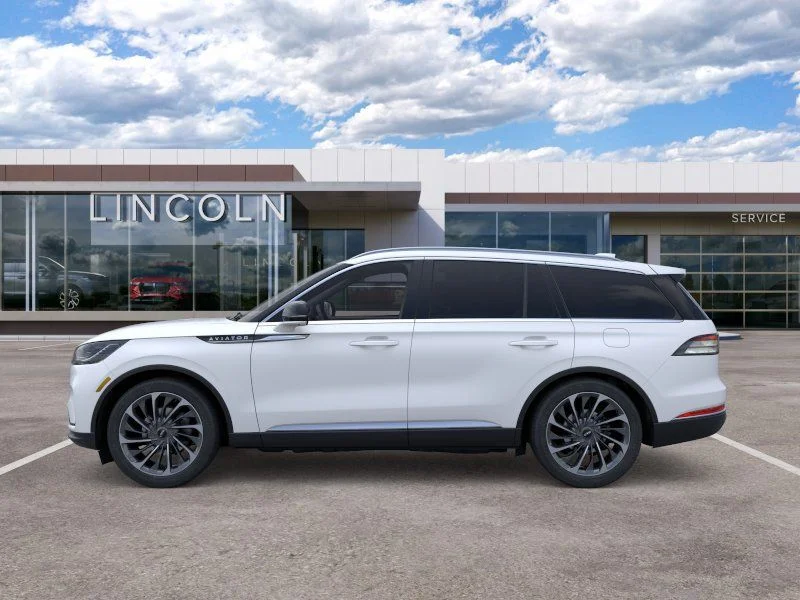 New 2026 Pristine White Metallic Tri-Coat Lincoln Reserve image 3