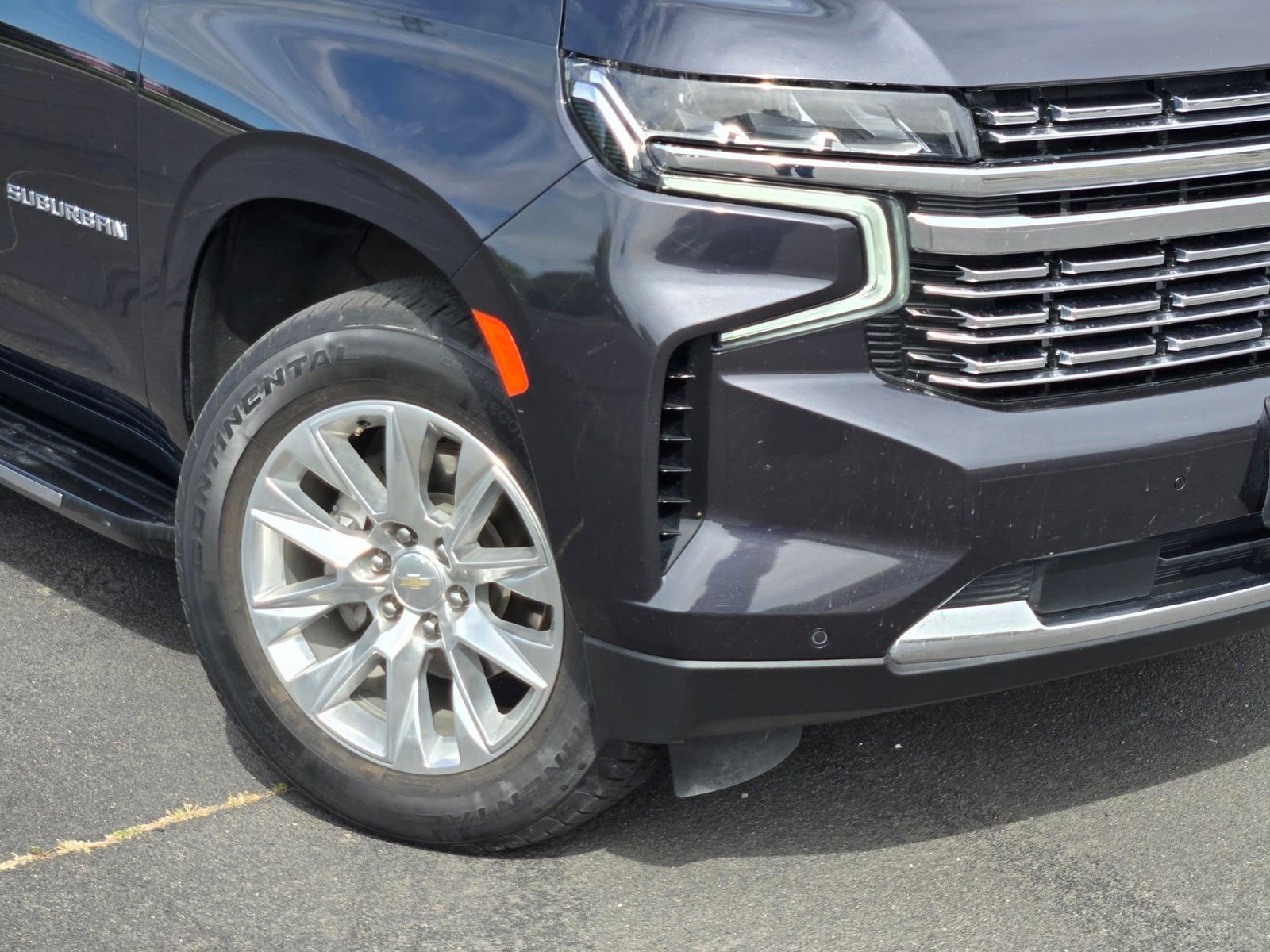 2023 Chevrolet Suburban Premier photo 4