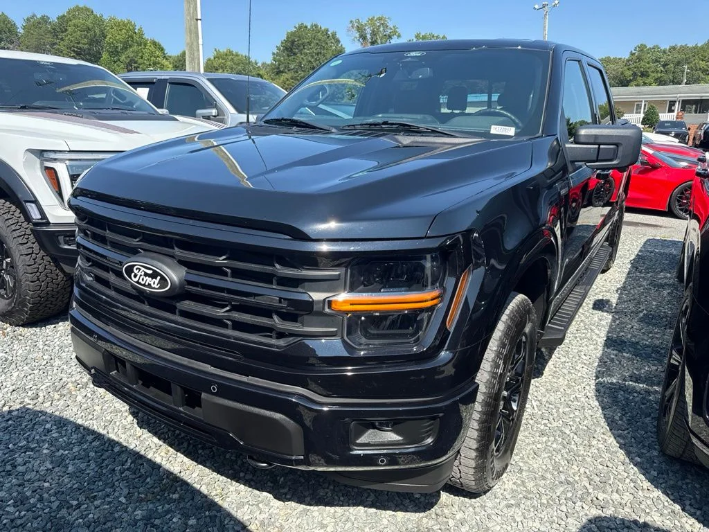Used 2024 Black Ford XLT image 1